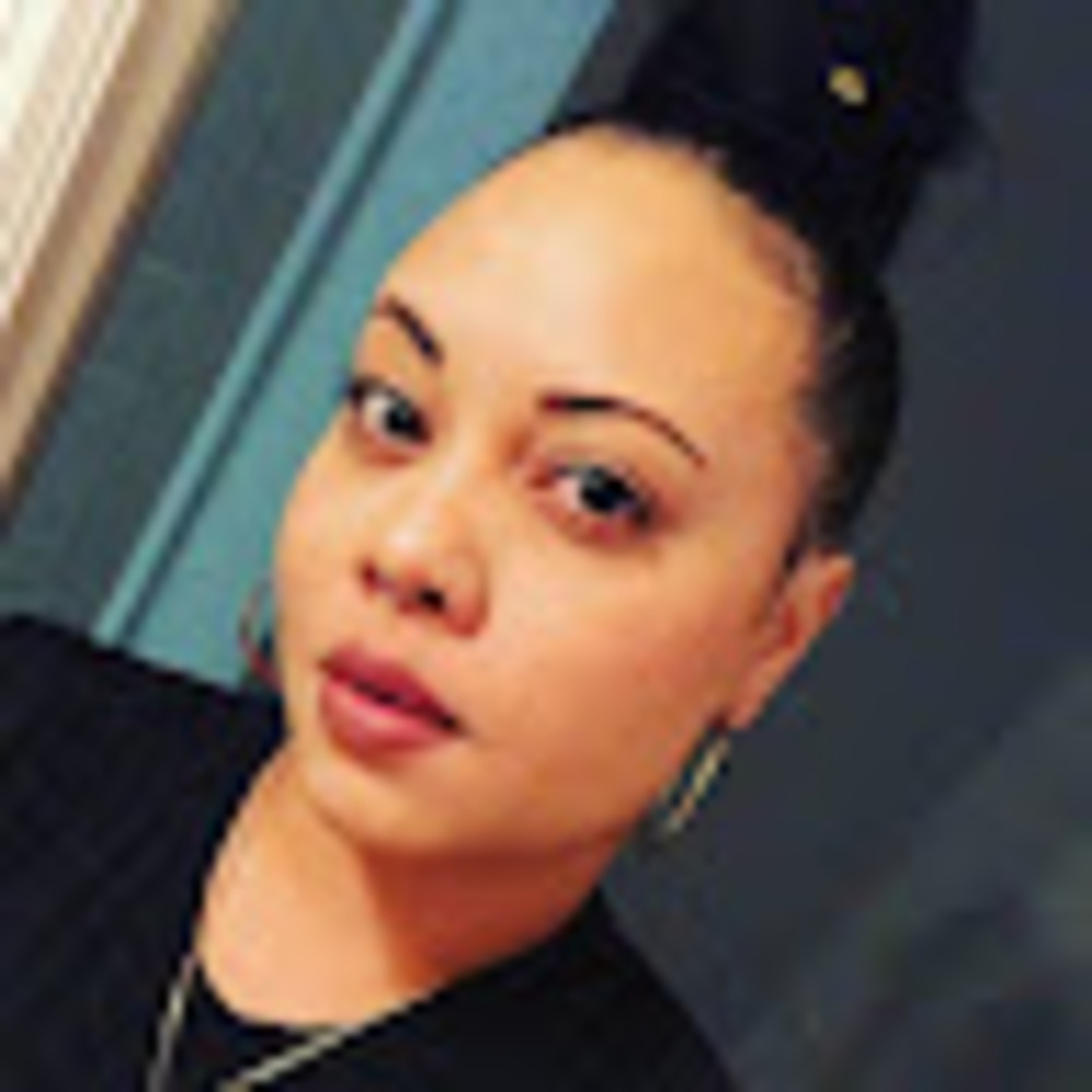 Meet your Posher, Irasema